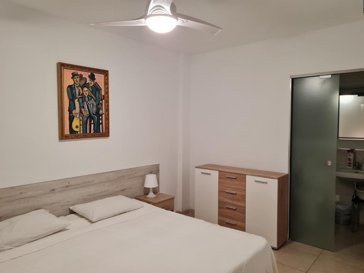 Habitaciones Nathaly Armenime Eksteriør billede