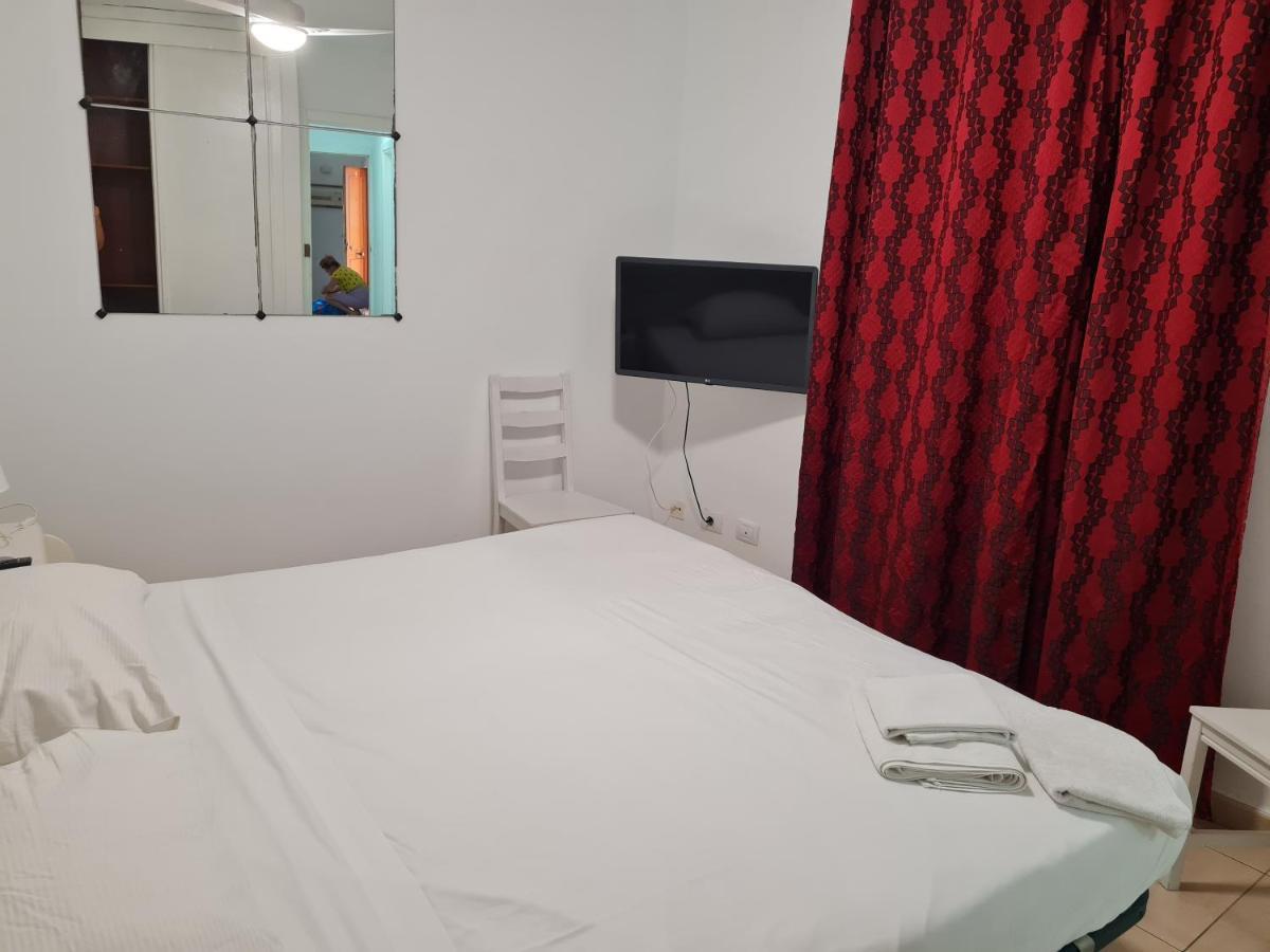 Habitaciones Nathaly Armenime Eksteriør billede